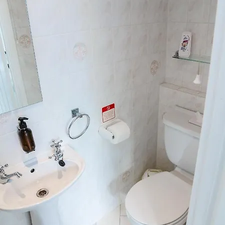 Kingsway - A Selection Of Single, Double And Family In A Location