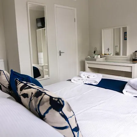 Kingsway - A Selection Of Single, Double And Family In A Location Pensión 4*