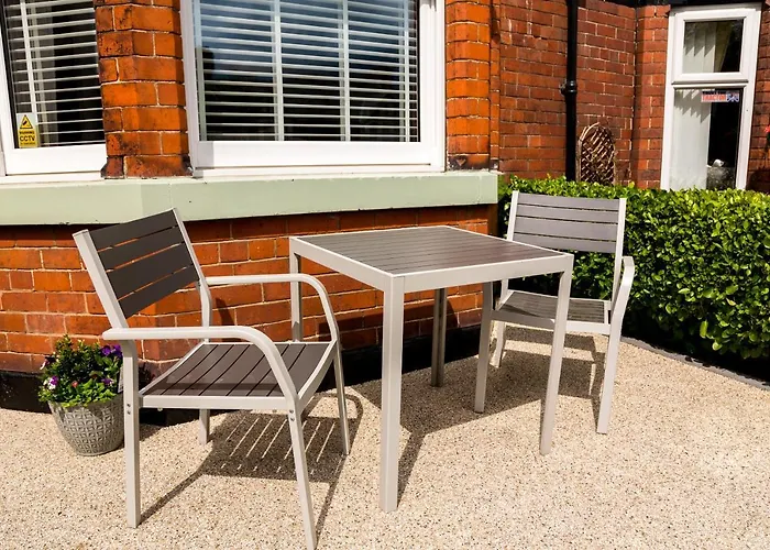 Kingsway - A Selection Of Single, Double And Family In A Location 4* Scarborough